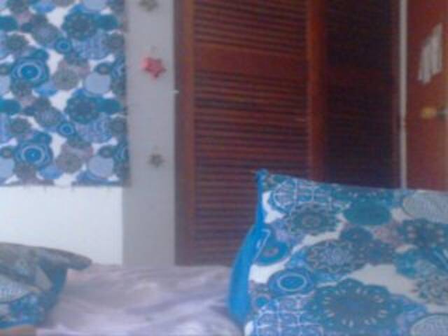 Εκπομπές οθόνης lilyaldridge9