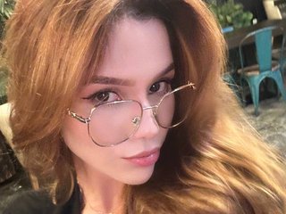 Ερωτική συνομιλία μέσω βίντεο lilyeaston