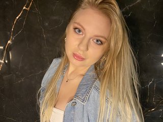 Ερωτική συνομιλία μέσω βίντεο LilyHotty