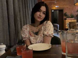 Ερωτική συνομιλία μέσω βίντεο Kristi_nka