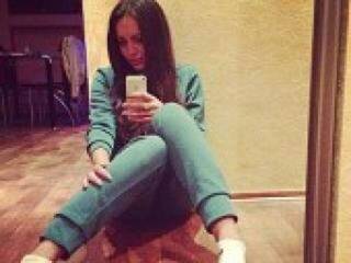 Ερωτική συνομιλία μέσω βίντεο linastar