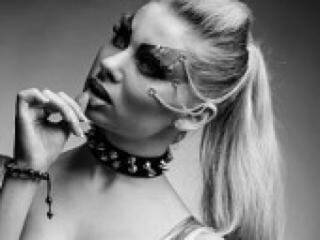 Ερωτική συνομιλία μέσω βίντεο lincismile