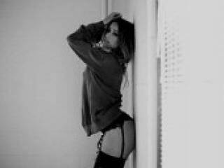 Ερωτική συνομιλία μέσω βίντεο linndda