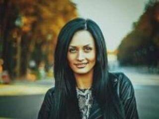 Ερωτική συνομιλία μέσω βίντεο lionellafox