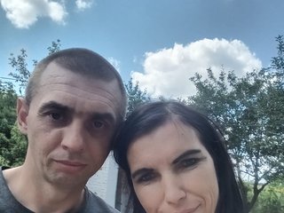 Ερωτική συνομιλία μέσω βίντεο LipsiAE