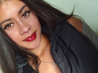 Ερωτική συνομιλία μέσω βίντεο lisa-jenner