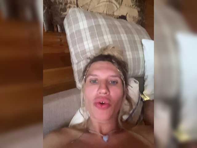 Εκπομπές οθόνης LisaAlisa032