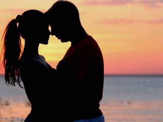 Ερωτική συνομιλία μέσω βίντεο LisaMark