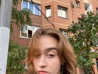 Ερωτική συνομιλία μέσω βίντεο LisyReilly