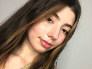 Ερωτική συνομιλία μέσω βίντεο little-kit1y