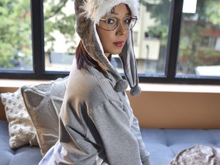 Ερωτική συνομιλία μέσω βίντεο littlenewbie