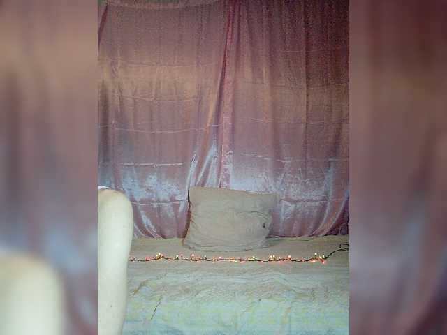 Εκπομπές οθόνης LittleVika