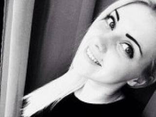 Ερωτική συνομιλία μέσω βίντεο liza4xxx