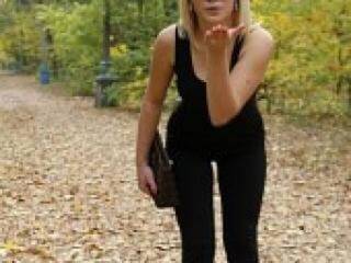 Ερωτική συνομιλία μέσω βίντεο lizafoxx