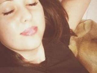 Ερωτική συνομιλία μέσω βίντεο lizystar