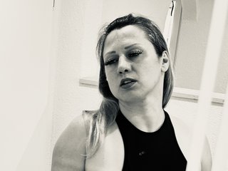 Ερωτική συνομιλία μέσω βίντεο Lola-Fleur69