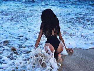 Ερωτική συνομιλία μέσω βίντεο lolasexydirty