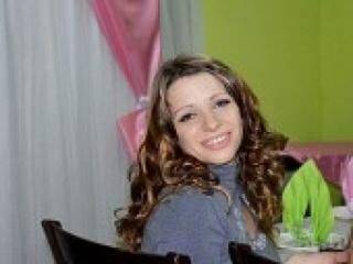 Ερωτική συνομιλία μέσω βίντεο lolita67