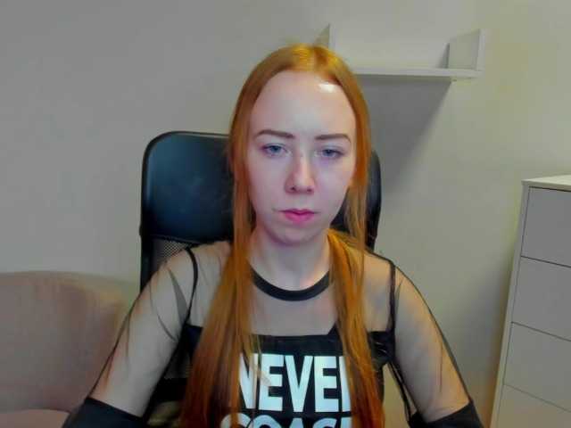 Φωτογραφίες LoriFire Hello I am the new girl, I look nice, but I can be cruel as well xD #new #fun #rolleplay #cockrating #english #german #humiliation #cei #joi #dirtytalk #cockandballstortures #mistress #slaves #domination #sph #sarcasm #edging #punishment #orders #ginger