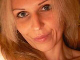 Ερωτική συνομιλία μέσω βίντεο lorrrein