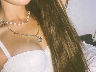 Ερωτική συνομιλία μέσω βίντεο LouiseSe