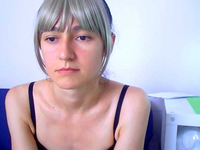 Εκπομπές οθόνης LovelyBlond