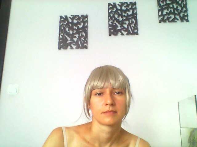 Εκπομπές οθόνης LovelyBlond