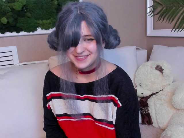 Εκπομπές οθόνης LoveMeLuvMe