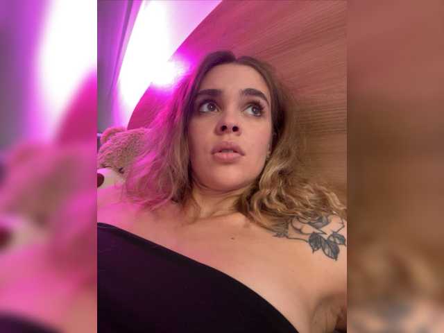 Εκπομπές οθόνης LovePrincessa