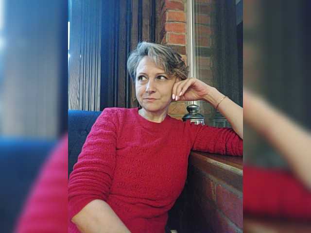Εκπομπές οθόνης LoveSuperGerl