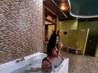 Ερωτική συνομιλία μέσω βίντεο Lucky315