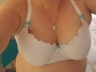 Ερωτική συνομιλία μέσω βίντεο luckyjnl