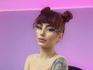 Ερωτική συνομιλία μέσω βίντεο LuckyMya
