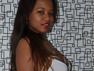 Ερωτική συνομιλία μέσω βίντεο lucy-wild