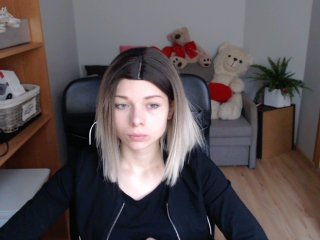 Φωτογραφίες LucySmith spank ass 20 tok, kiss 10 tok, naked tits 50 tok,all naked and masturbate -->priv chat