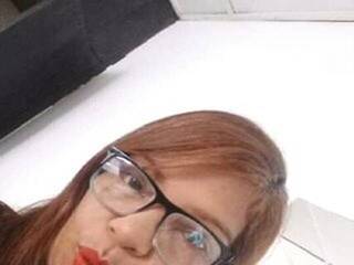 Ερωτική συνομιλία μέσω βίντεο lucyx-x