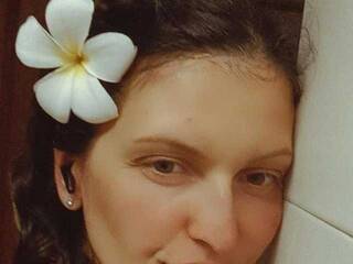 Ερωτική συνομιλία μέσω βίντεο LUKONTA