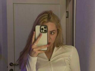 Ερωτική συνομιλία μέσω βίντεο Lulu-Mariette