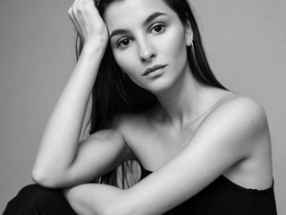 Ερωτική συνομιλία μέσω βίντεο Lunaai