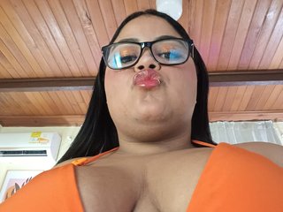 Ερωτική συνομιλία μέσω βίντεο LunaBlazze