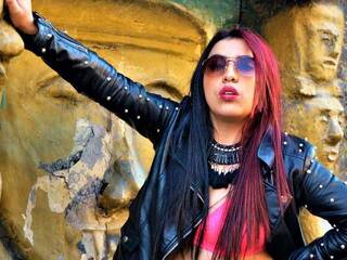 Ερωτική συνομιλία μέσω βίντεο LunaRoberts