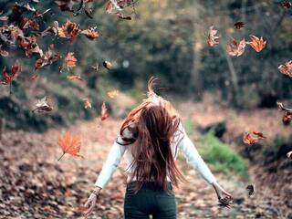 Ερωτική συνομιλία μέσω βίντεο Lupita-01-