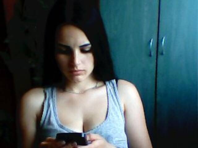 Εκπομπές οθόνης LusiaSweet