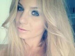 Ερωτική συνομιλία μέσω βίντεο lustylexxy