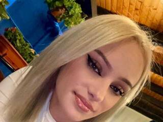 Ερωτική συνομιλία μέσω βίντεο LustyRose