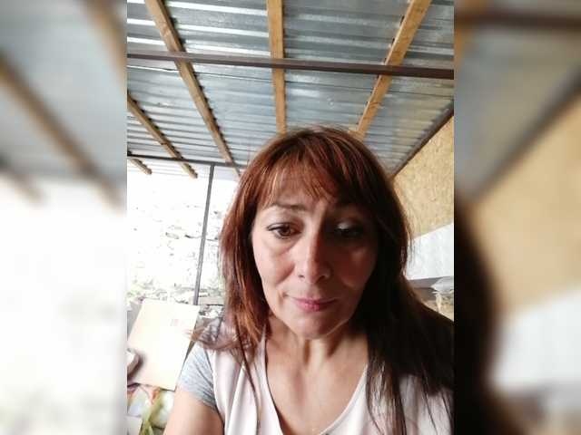 Εκπομπές οθόνης LuxRoxy