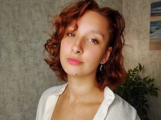 Ερωτική συνομιλία μέσω βίντεο LylianRose