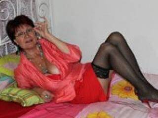 Ερωτική συνομιλία μέσω βίντεο madameaisha