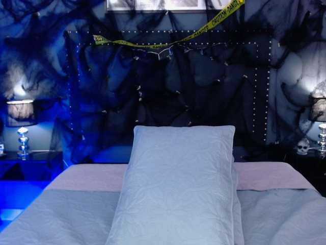 Εκπομπές οθόνης MadisonSmiith