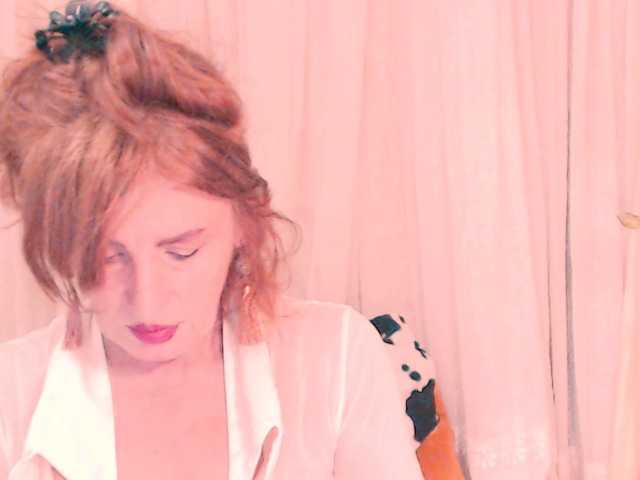 Εκπομπές οθόνης ExquisiteLady